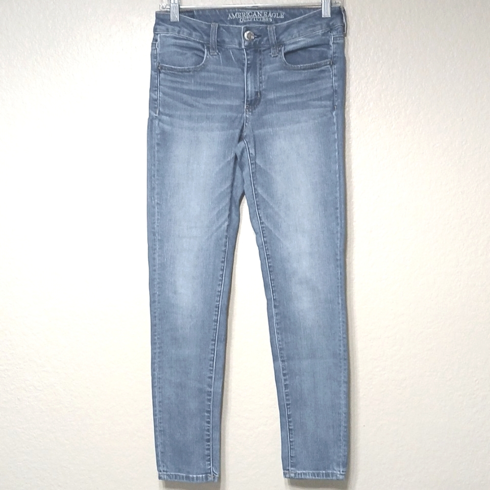 BO-23--AMERICAN EAGLE JEANS